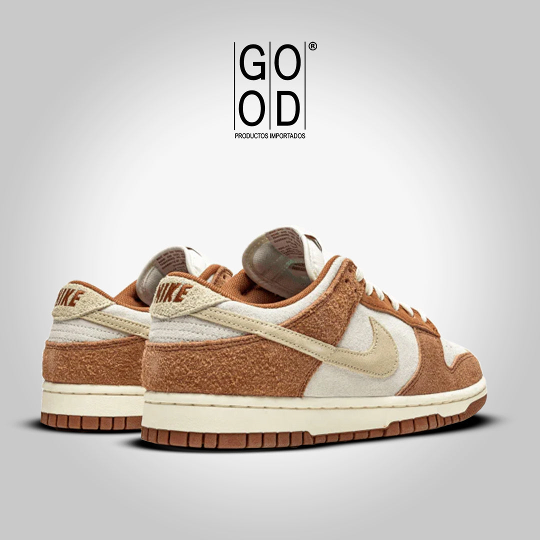 Nike SB Dunk Low "Medium Curry"