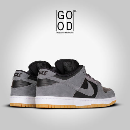 Nike SB Dunk Low "Dark Grey Black Gum"