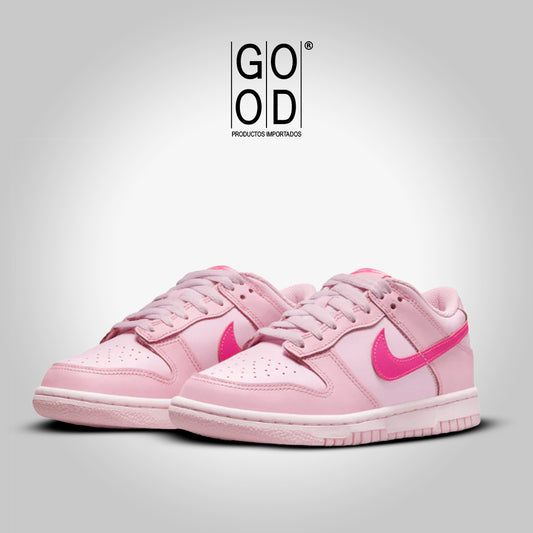 Nike SB Dunk Low "Triple Pink"