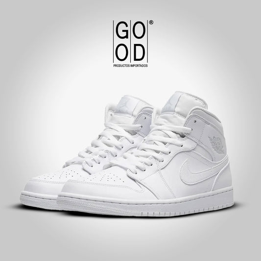 Nike Air Jordan 1 High "Triple White"